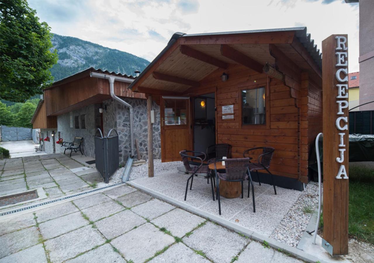 Klub Zlata Ribica Jesenice Exterior foto