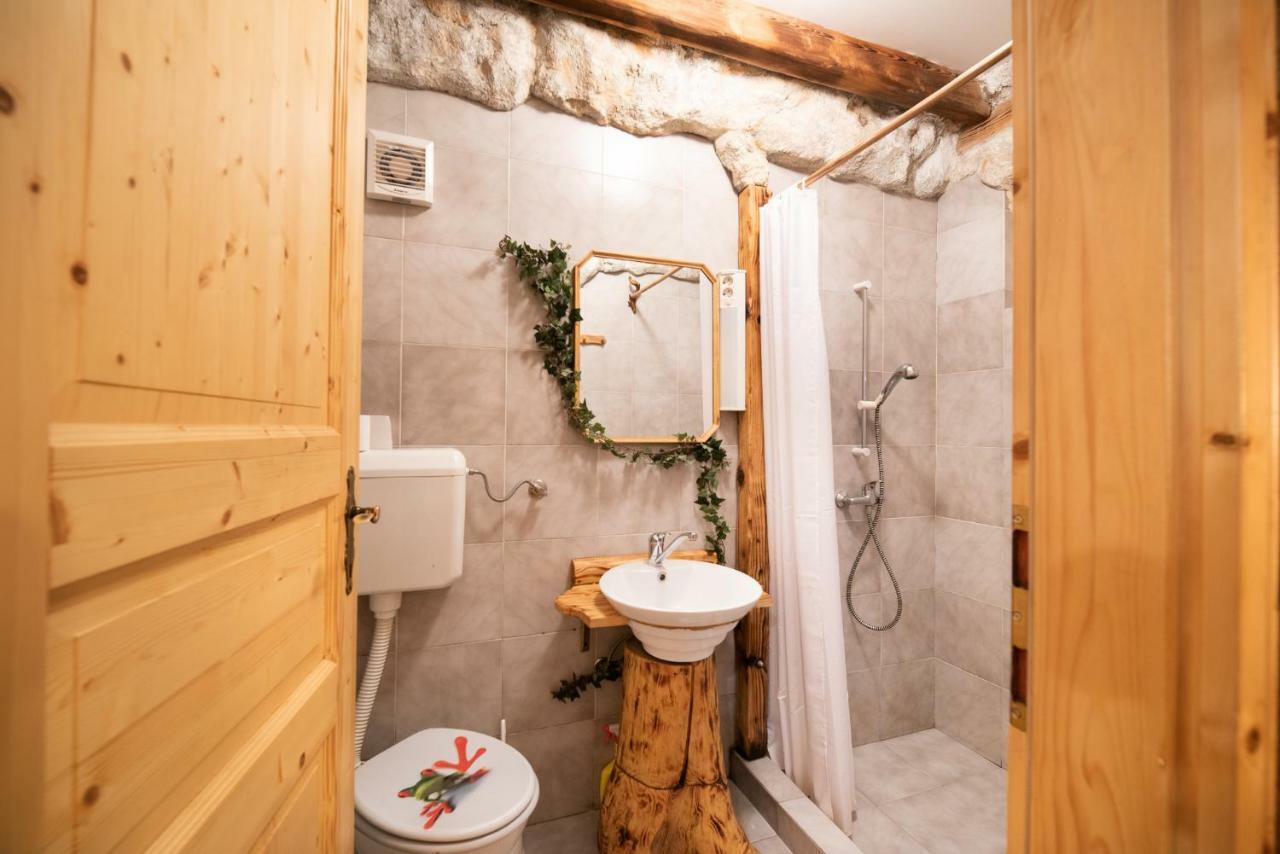 Klub Zlata Ribica Jesenice Exterior foto